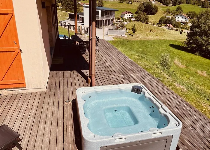 La Gouleote Spacieuse Maison Type Avec Jacuzzi, Sauna, Petanque シャレー