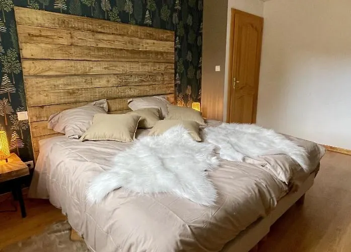 シャレー La Gouleote Spacieuse Maison Type Avec Jacuzzi, Sauna, Petanque