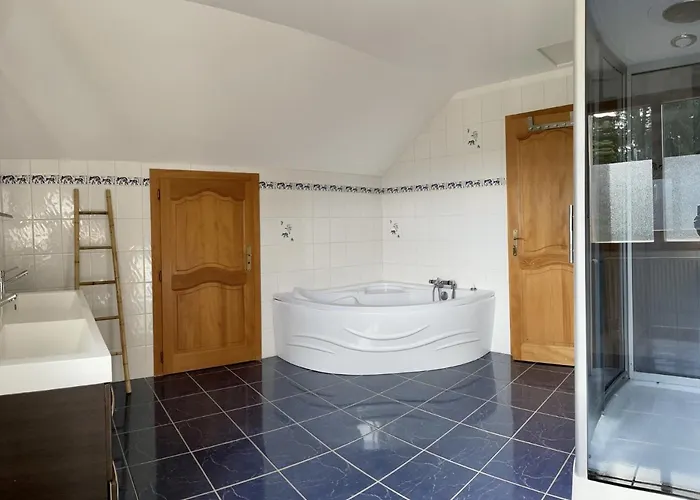 La Gouleote Spacieuse Maison Type Avec Jacuzzi, Sauna, Petanque * ジェラールメ