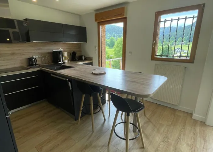 シャレー La Gouleote Spacieuse Maison Type Avec Jacuzzi, Sauna, Petanque ジェラールメ